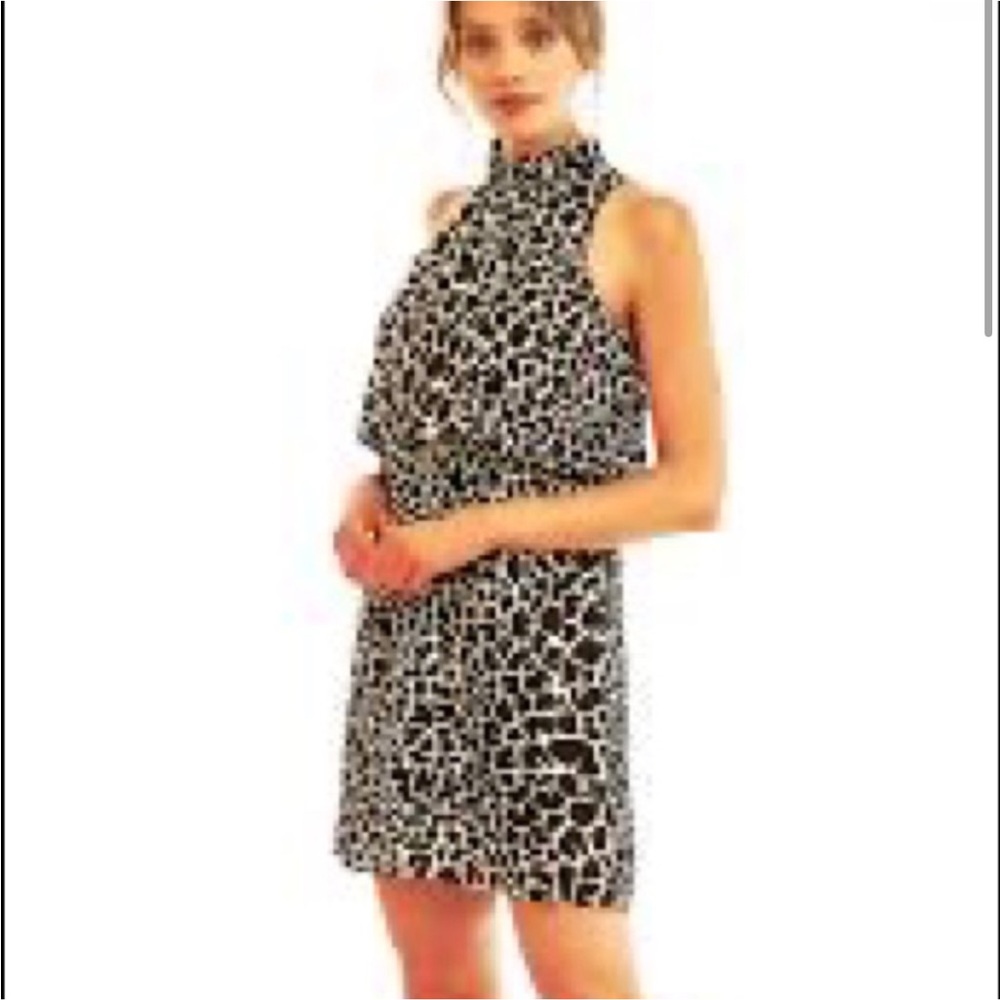Veronica M patterned tiered high neckline dress sleeveless size small